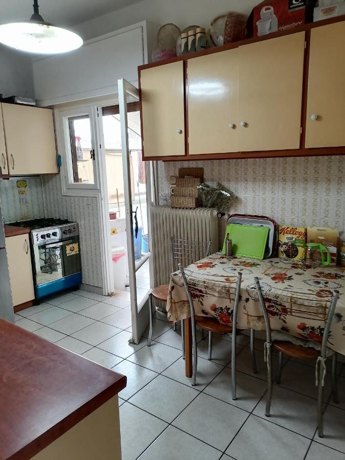 Kомната Гостья Apartment Athens Exterior photo